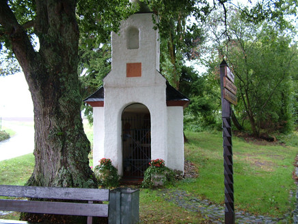 Chapel in Longkamp